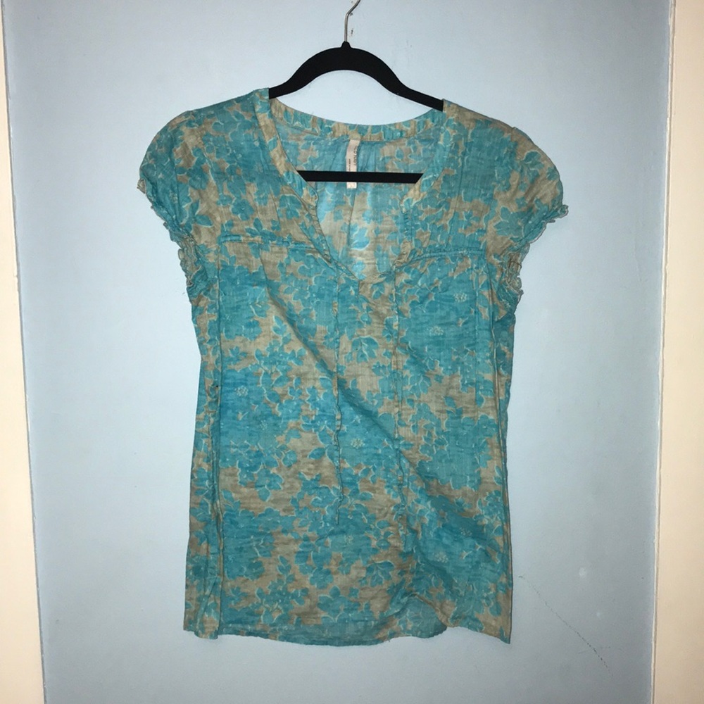 Old Navy Floral Blouse